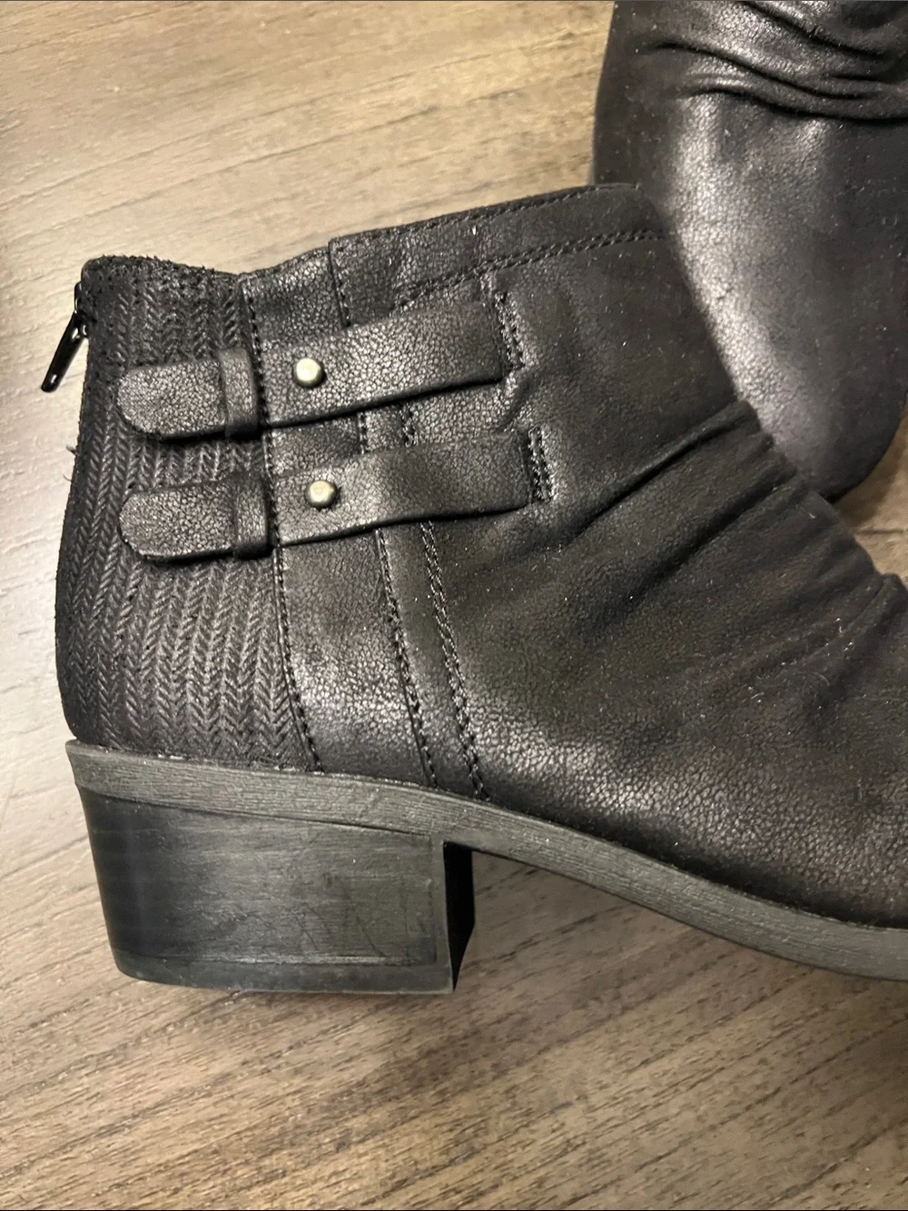 Bare traps Women's Black Ankle Boots - Sleek Stretch Shaft